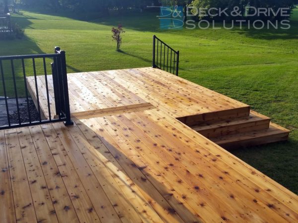 Cedar deck with Westbury aluminum railing multi level
