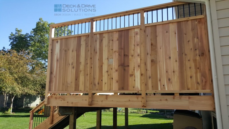 Custom Privacy Wall with Vertical Cedar Pickets and Metal top spindles