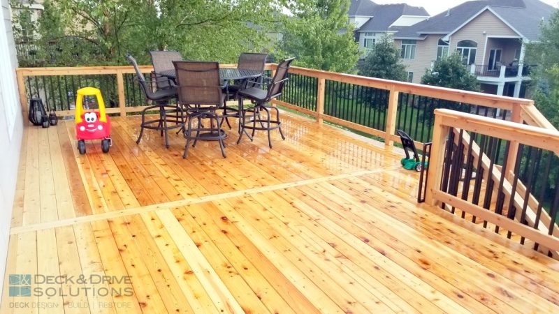 Wet Decking of Cedar with Table and Chairs