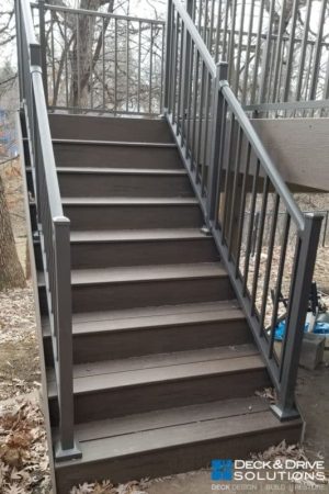 Timbertech Legacy Mocha Deck Stairs with Mocha Westbury Aluminum Railing