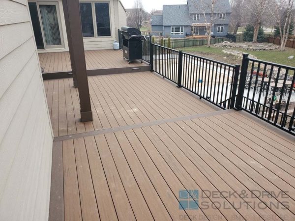 Composite Deck with Picture frame boards