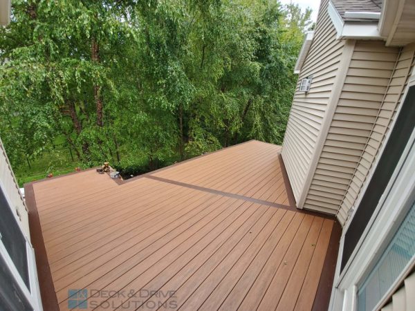 Timbertech Decking Tropical Series - Antigua Gold for Main and Redwood for Accent