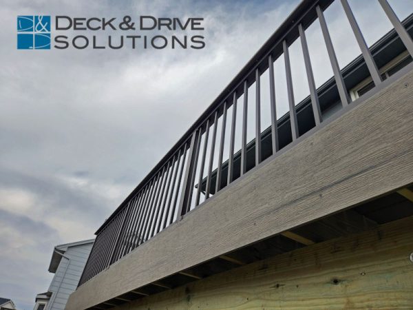 Timbertech Driftwood Fascia with metal railing and drink rail